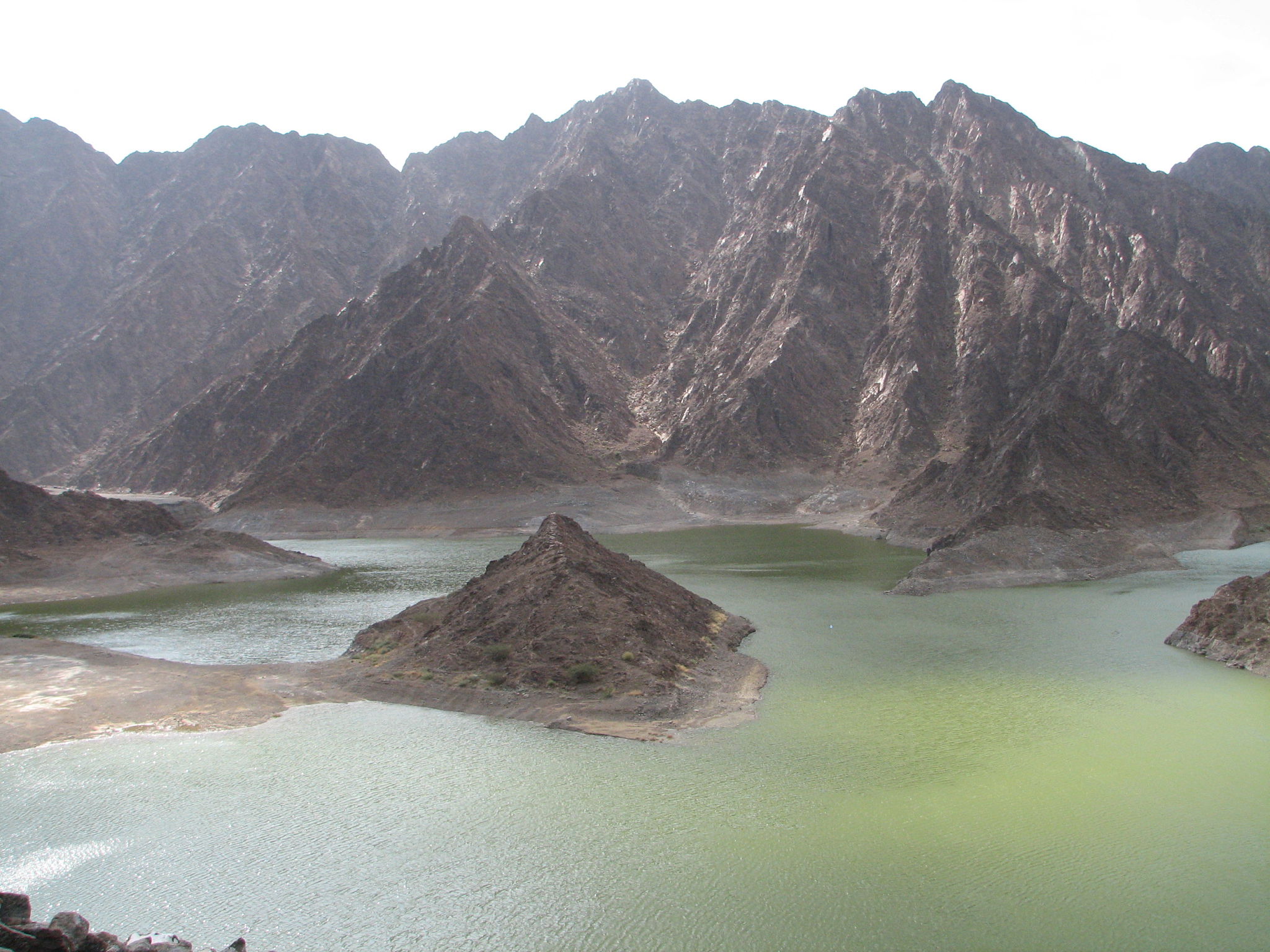 Hatta Dam, Dubai, United Arab Emirates Hatta Dam, Dubai, United Arab Emirates