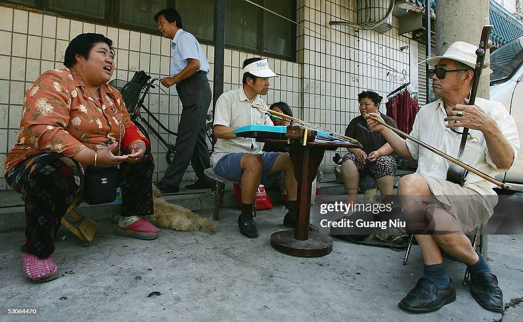 Chinese Elderly People Enjoy An Entertainment In Beijing