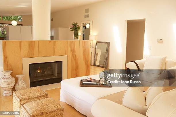 Home of Willa Holland: Living Room. PUBLISHED IMAGE.