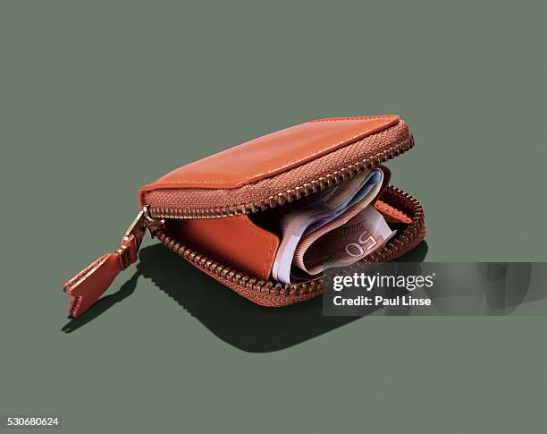 wallet with euros - cartera fotografías e imágenes de stock