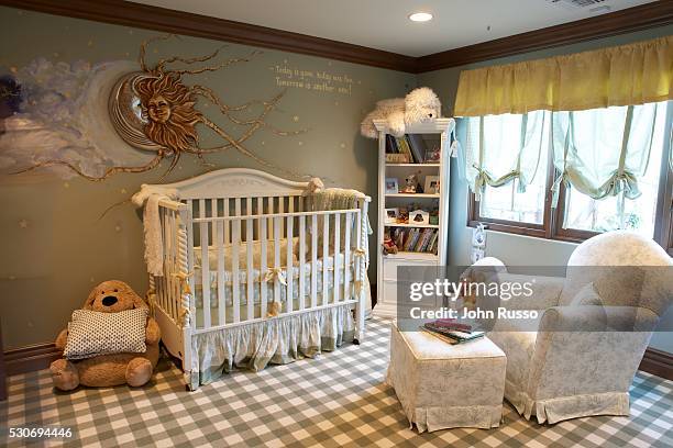 Melissa Joan Hart at Home