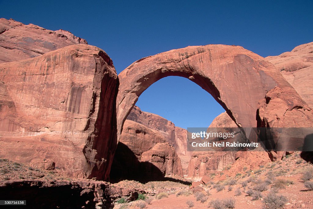 Bridge En Rocks Natural Rock Bridge High-Res Stock Photo - Getty Images