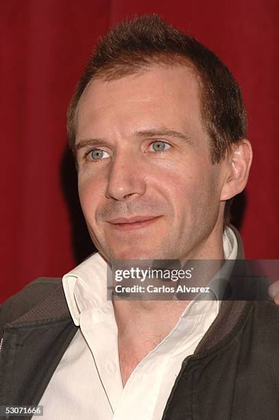 22 Ralph Fiennes Photocall For His Spanish Play Julius Cesar Photos ...