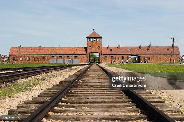 auschwitz birkenau camp - auschwitz stock-fotos und bilder