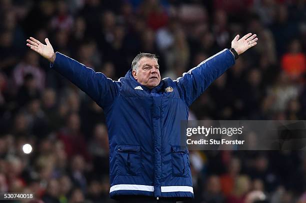 Sam Allardyce, manager of Sunderland reacts during the Barclays Premier League match between Sunderland and Everton at the Stadium of Light on May...