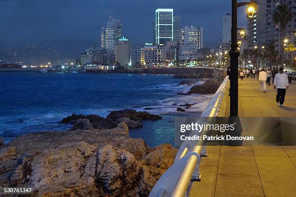 downtown beirut, lebanon, seen from the corniche - beiroet beach stockfoto's en -beelden