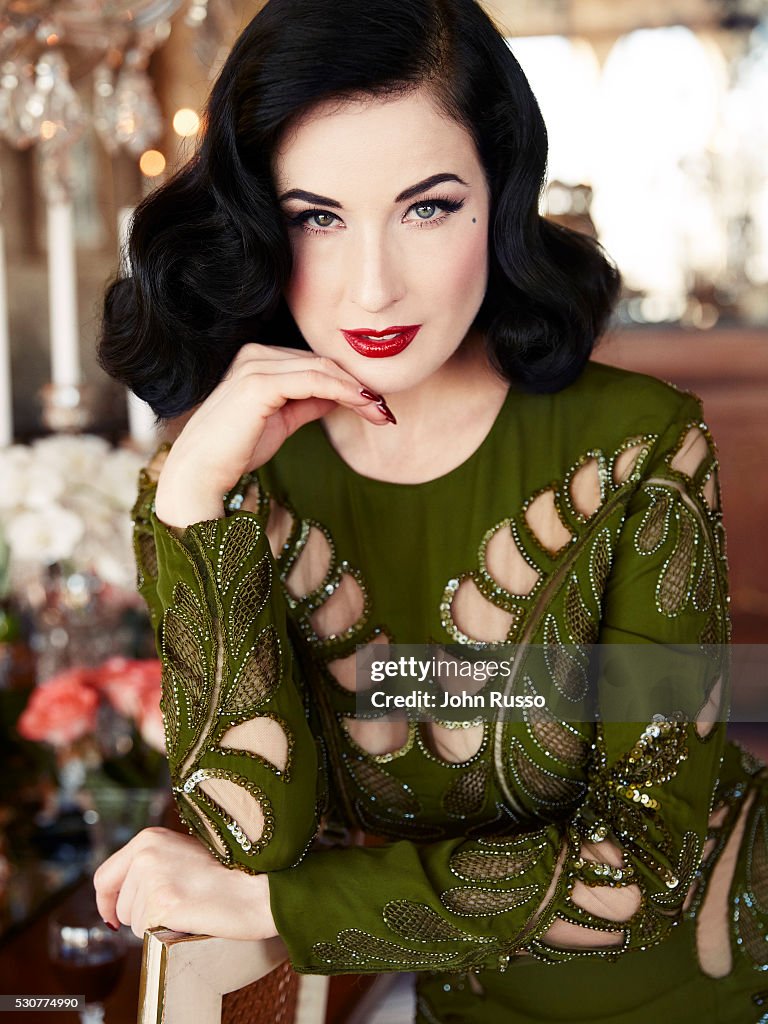 Dita Von Teese, Hello! UK, December 7, 2016