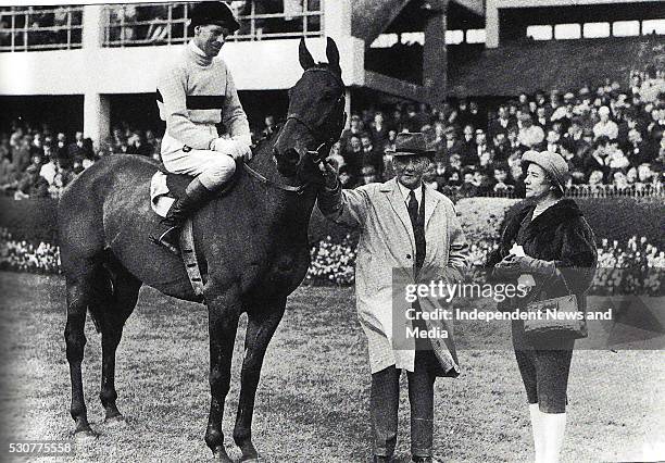 Cheltenham Gold Cup winner Arkle, with jockey Pat Taaffe, trainer Tom Draper and the horse's owner,Anne Duchess of Westminster at the 1965 Spring at...