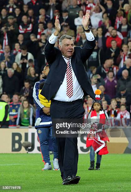 Sunderland manager Sam Allardyce celebrates on the final whistle during the Barclays Premier League match between Sunderland and Everton at the...