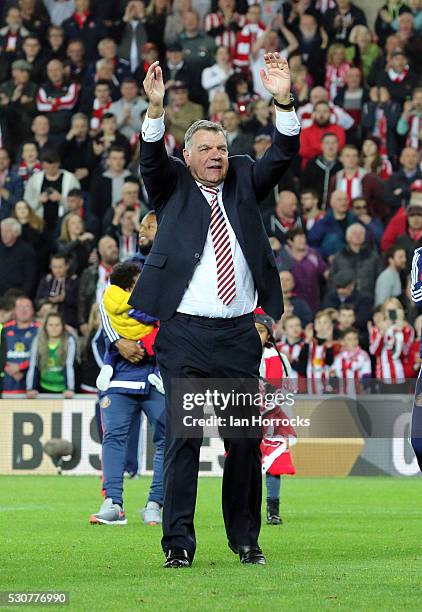 Sunderland manager Sam Allardyce celebrates on the final whistle during the Barclays Premier League match between Sunderland and Everton at the...