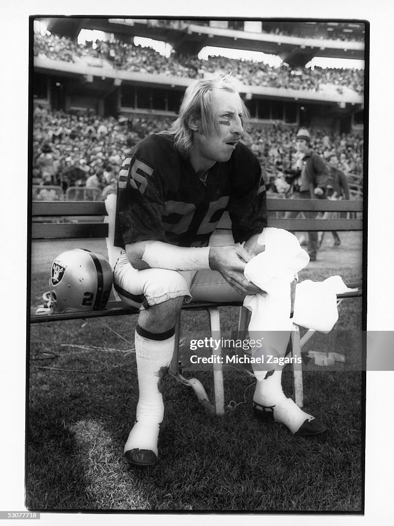 Atlanta Falcons v Oakland Raiders