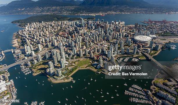 vancouver aerial - vancouver skyline stock-fotos und bilder