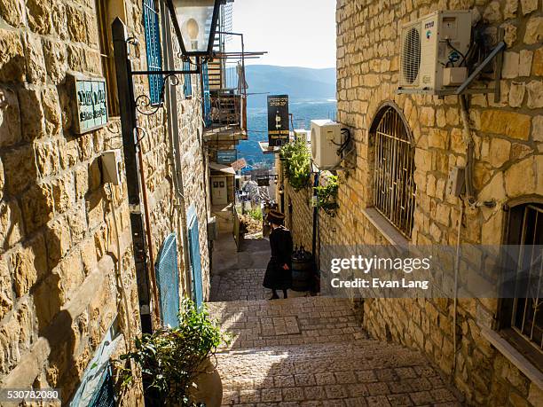 the old city of safed in northern israel - safed stock pictures, royalty-free photos & images