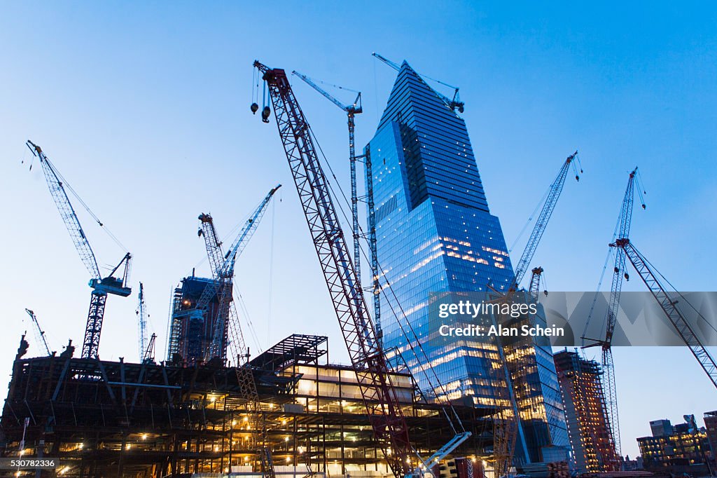 Construction industry, cranes