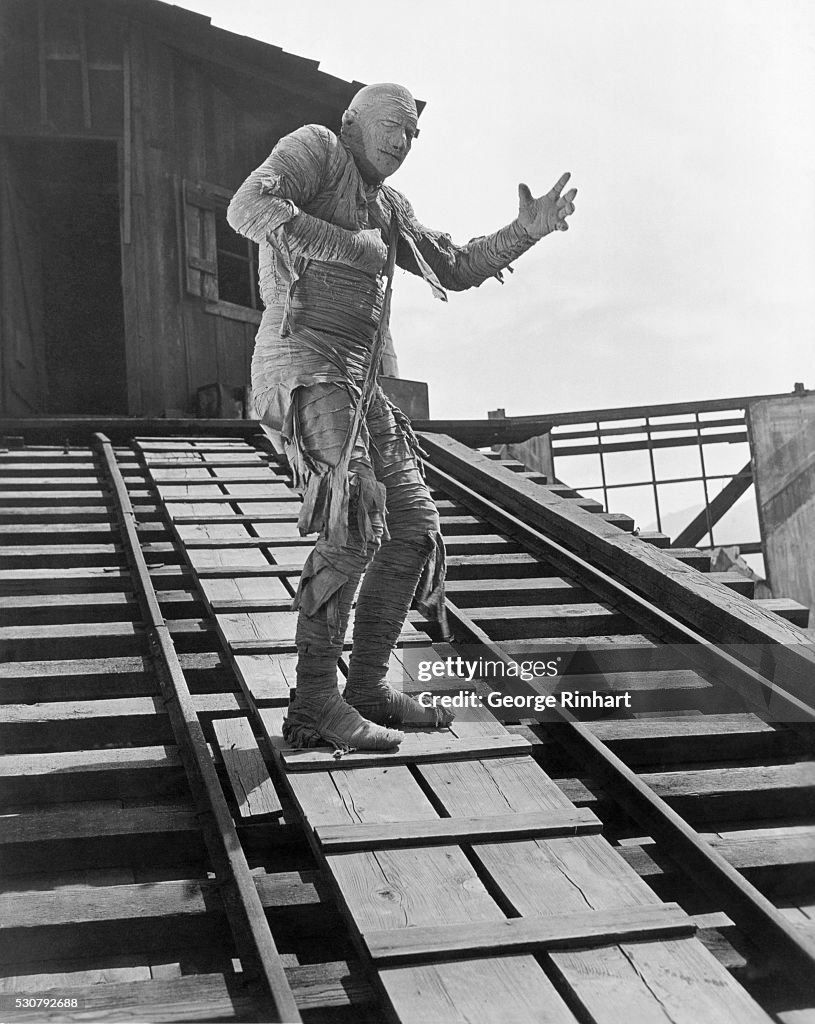 Lon Chaney Playing a Mummy