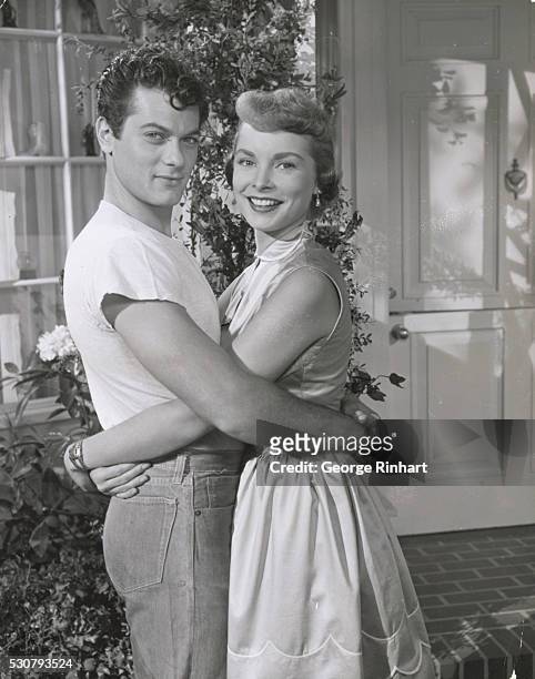 Tony Curtis and Janet Leigh got married. This photo was taken shortly after their marriage.