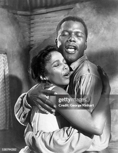 Sidney Poitier and Dorothy Dandridge in the film version of 'Porgy and Bess', directed by Otto Preminger, 1959.