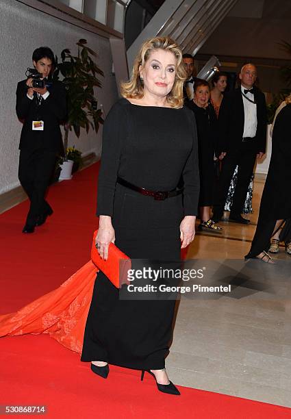 Catherine Deneuve attends the opening gala dinner during the annual 69th Cannes Film Festival at Palais des Festivals on May 11, 2016 in Cannes,...