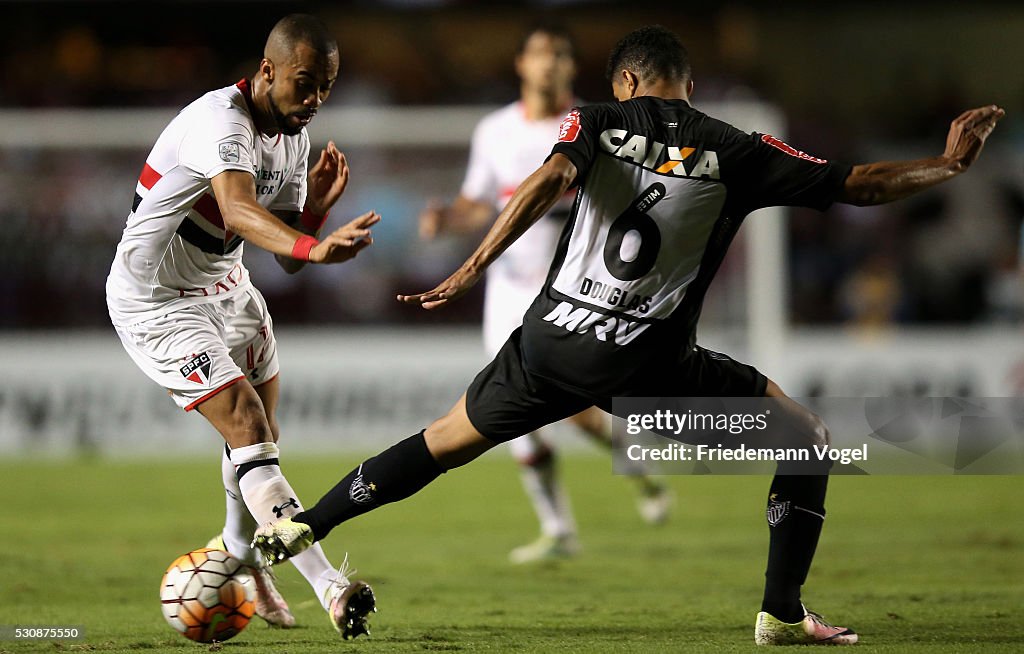 Sao Paulo v Atletico MG - Copa Bridgestone Libertadores 2016 - Quarter-Finals