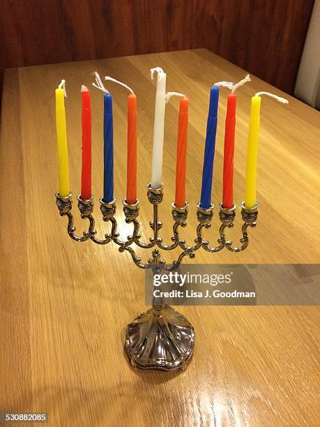 hanukkah menorahs  - lisa boothe - fotografias e filmes do acervo