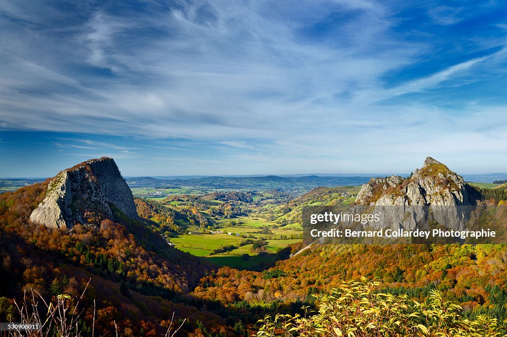 The Tuilières and Sanadoire rocks