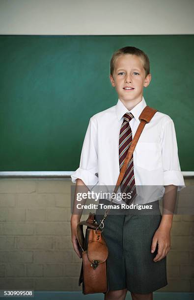 confident student - enfant vintage ecole photos et images de collection