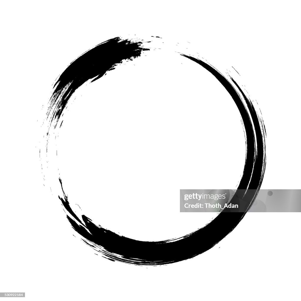 Enso – Circular brush stroke (Japanese zen circle calligraphy n°1)