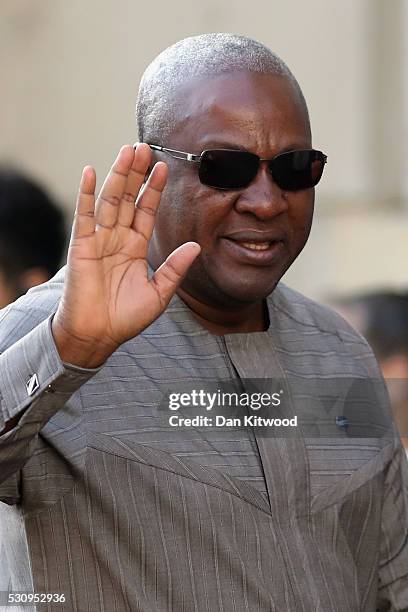 Ghana's President John Dramani Mahama arrives at Lancaster House for the international anti-corruption summit on May 12, 2016 in London, England....