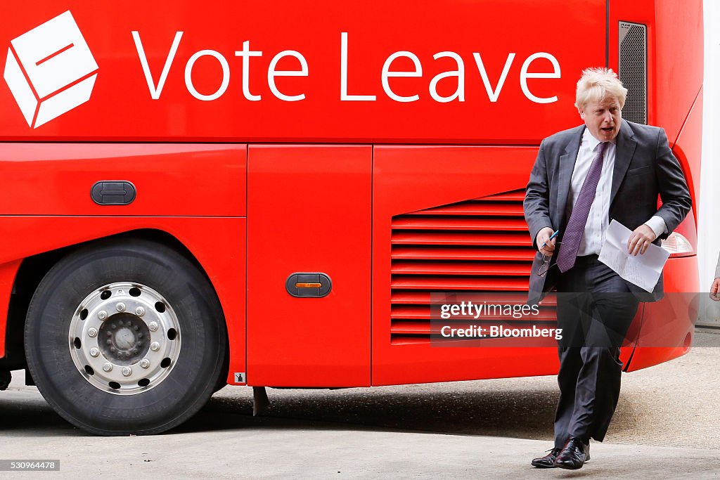 Vote Leave Campaign Bus Tour In The Southwest