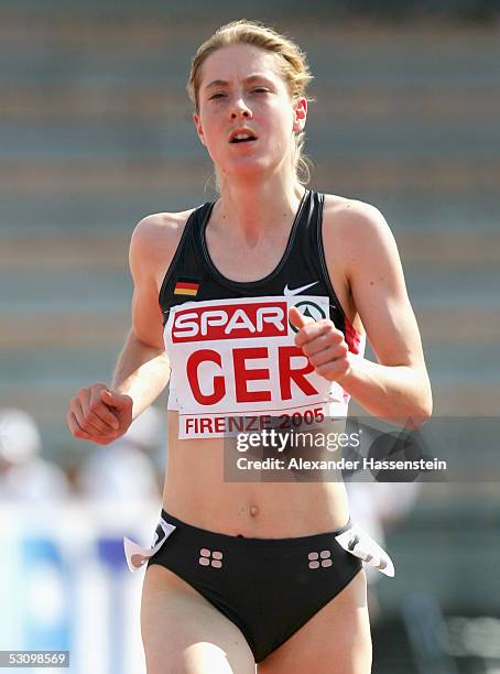 14 Susanne Ritter Stock Photos, High-Res Pictures, and Images - Getty ...