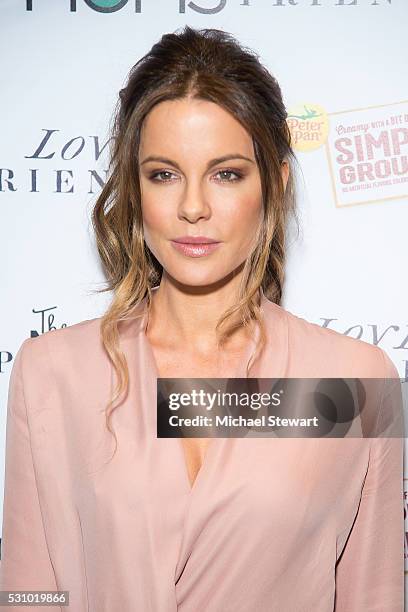 Actress Kate Beckinsale attends The Moms Mamarazzi Screening Of "Love & Friendship" at Park Avenue Screening Room on May 12, 2016 in New York City.