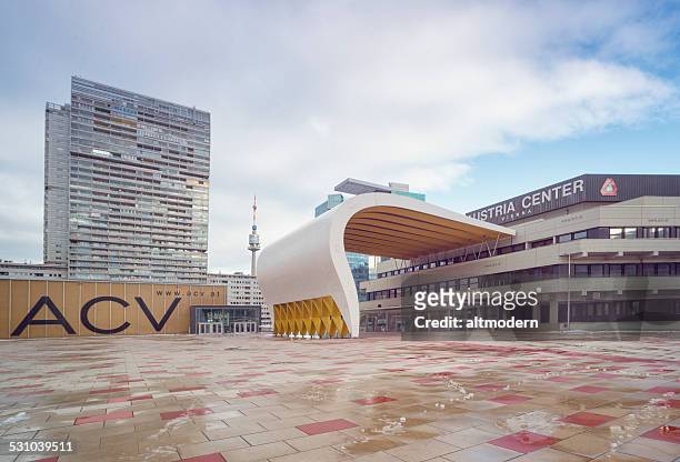 austria center vienna - licensing expo 2015 stock pictures, royalty-free photos & images