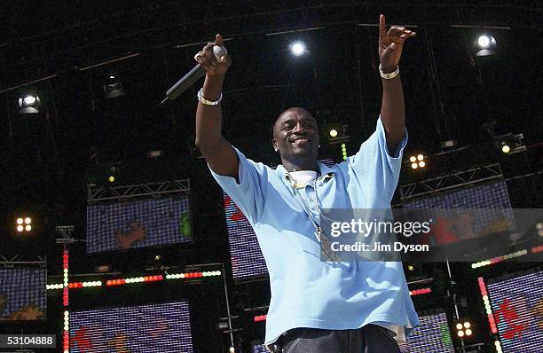 Akon Rapper Concert Akon In Concert Photos and Premium High Res Pictures - Getty Images