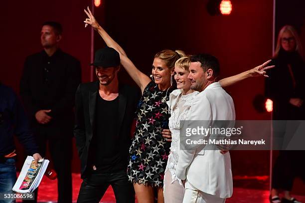 Kim Hnizdo, Thomas Hayo, Heidi Klum and Michael Michalsky celebrates being Germany's next topmodel during the finals of 'Germany's Next Topmodel' at...