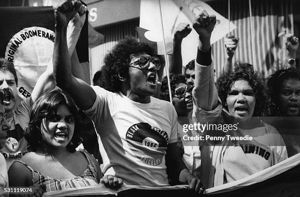 aboriginal land rights demonstration - civil rights stock pictures, royalty-free photos & images