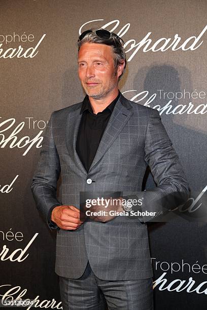 Mads Mikkelsen arrives at the Chopard Trophy Ceremony at the annual 69th Cannes Film Festival at Hotel Martinez on May 12, 2016 in Cannes, France.