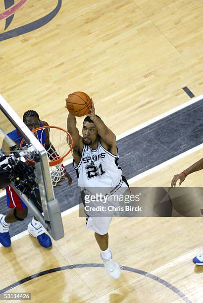 Tim Duncan of the San Antonio Spurs drives to the basket against the Detroit Pistons to Game six of the 2005 NBA Finals on June 21, 2005 at the SBS...