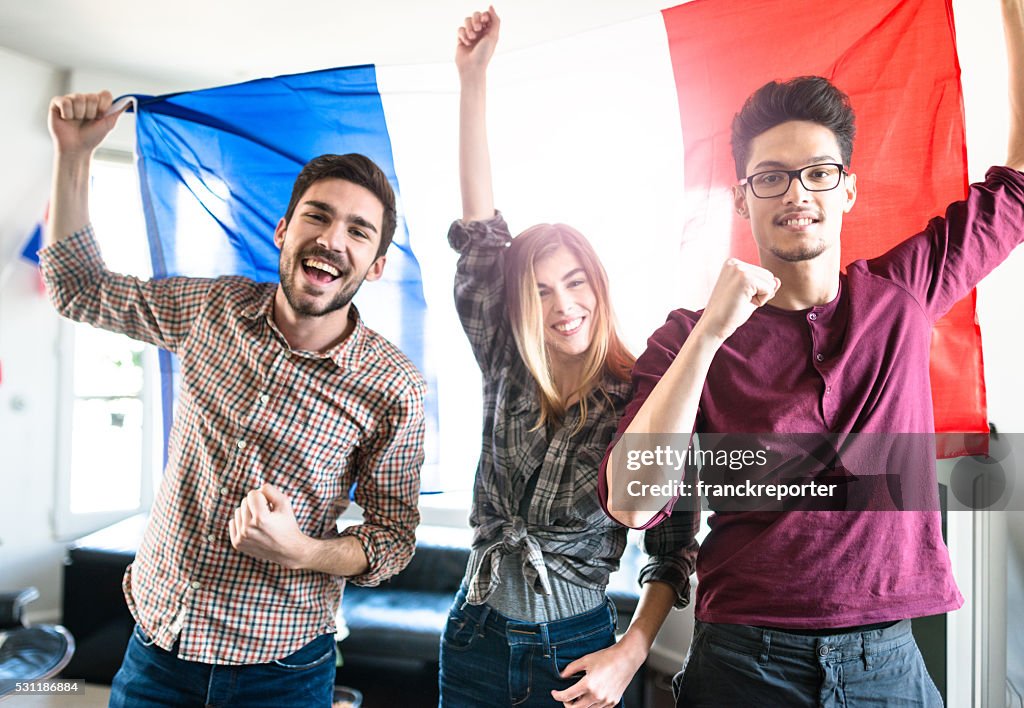 France amis supporters comme à la maison