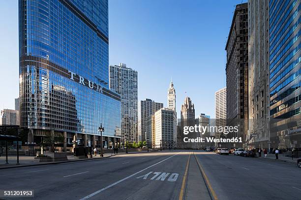 usa, illinois, chicago, skyscrapers with trump tower in downtown - trump international hotel & tower chicago ストックフォトと画像