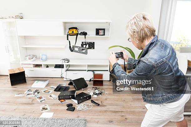 Robbery In House 27 Robbery Messy House Interior Stock Photos, High-Res Pictures, and ...
