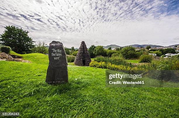 ireland, ring of kerry, sneem, st. michael's church - anillo de kerry fotografías e imágenes de stock