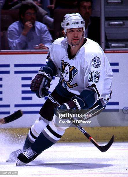 Shawn Antoski of the Anaheim Mighty Ducks.