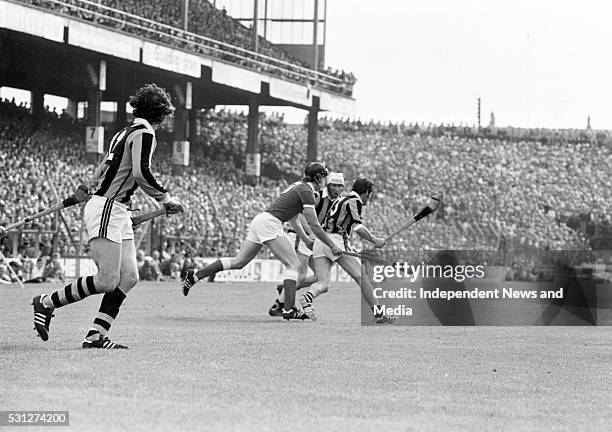 Cork captain Charlie McCarthy is closely marked by Kilkenny defenders. Picture Art O'Callaghan. .