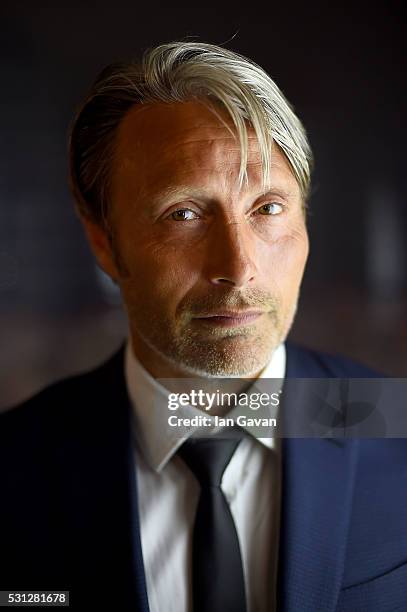 Mads Mikkelsen attends as Charles Finch hosts the 8th Annual Filmmakers Dinner with Jaeger-LeCoultre at Hotel du Cap-Eden-Roc on May 13, 2016 in Cap...