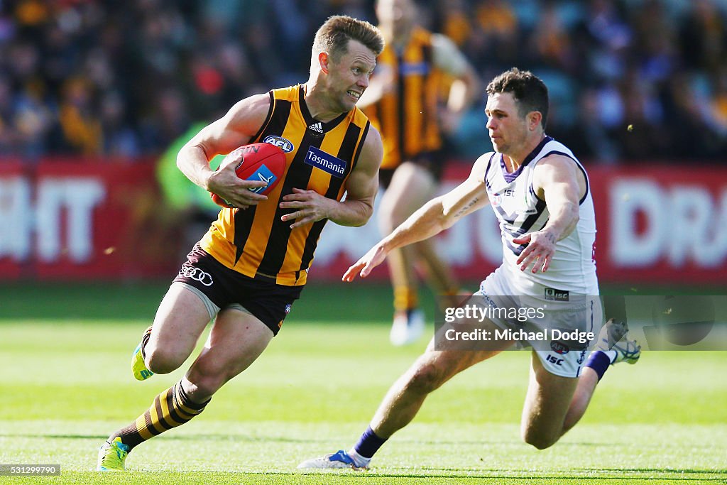 AFL Rd 8 - Hawthorn v Fremantle