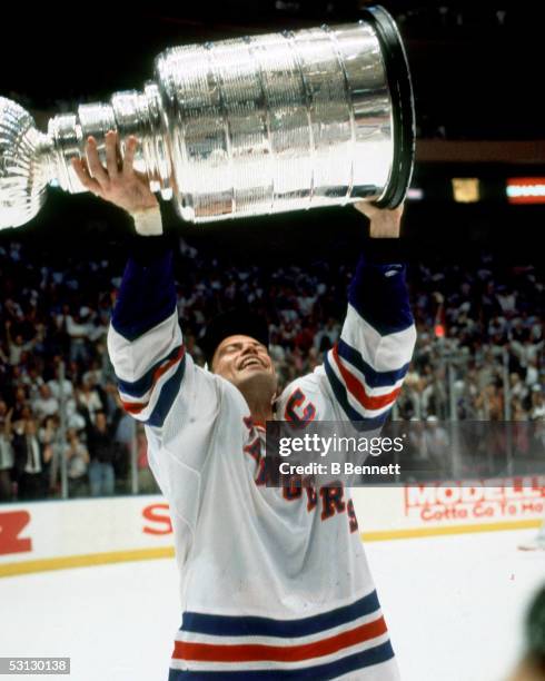 240 Messier Rangers Stanley Cup Stock Photos, High-Res Pictures, and ...