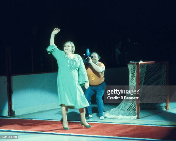 Kathryn Elizabeth "Kate" Smith comes out to sing "God Bless America" before a Philadelphia Flyers home game at the Spectrum in Philadelphia,...