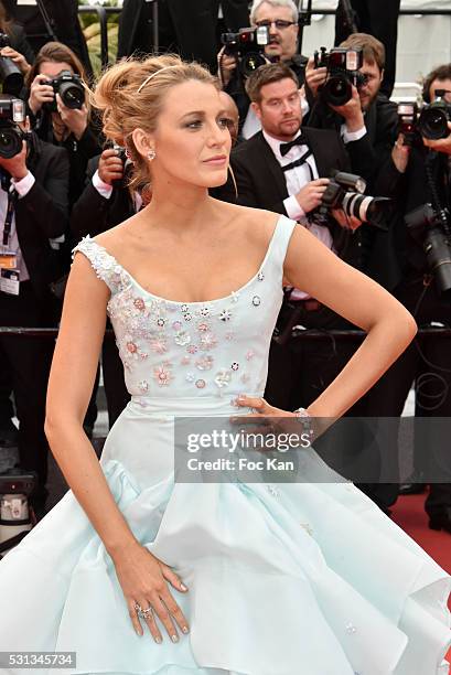 Blake Lively attends the 'Slack Bay ' premiere during the 69th annual Cannes Film Festival at the Palais des Festivals on May 13, 2016 in Cannes,...