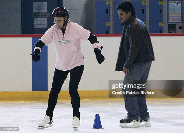 Beauty Queen Belinda Green is suprervised by TV host Jamie Durie during a training session in preparation for the new TV series "Skating On Thin Ice"...