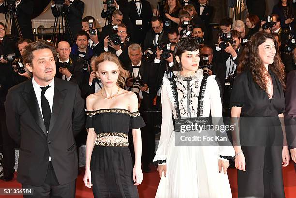 Cast of the movie 'La danseuse' Director Stephanie Di Giusto, actresses Soko, Lily-Rose Depp and Louis-Do de Lencquesaing attend the 'I, Daniel...